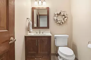 2060 Maid Marion Dr N, Schererville, IN 46375 - Photo 20