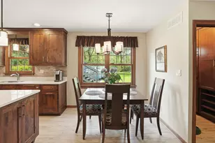 2060 Maid Marion Dr N, Schererville, IN 46375 - Photo 14