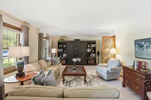 2060 Maid Marion Dr N, Schererville, IN 46375 - Photo 6
