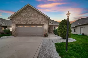 7628 E 103rd Dr, Crown Point, IN 46307 - Photo 2