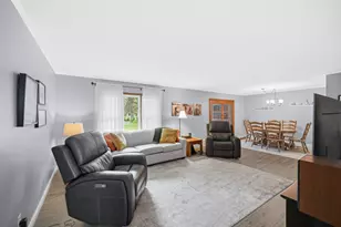 272 W Powell Dr, La Porte, IN 46350 - Photo 6