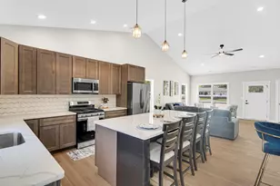 2861 Benton St, Lake Station, IN 46405 - Photo 12