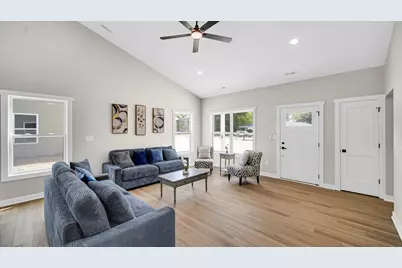 2861 Benton Street, Lake Station, IN 46405 - Photo 6
