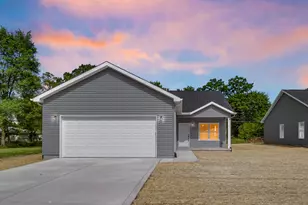 2861 Benton St, Lake Station, IN 46405 - Photo 2