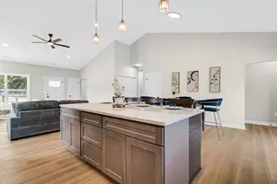2861 Benton St, Lake Station, IN 46405 - Photo 8