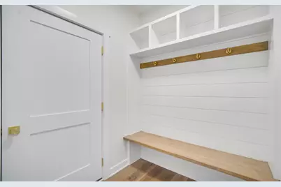 2865 Benton Street, Lake Station, IN 46405 - Photo 22