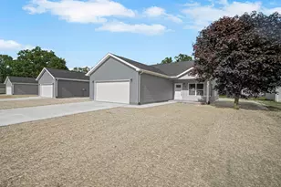 2865 Benton St, Lake Station, IN 46405 - Photo 28