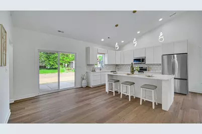 2865 Benton Street, Lake Station, IN 46405 - Photo 12