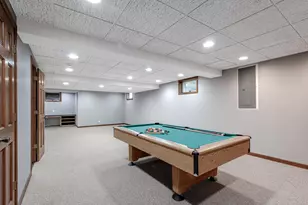 203 Parkwood Dr, Valparaiso, IN 46383 - Photo 24