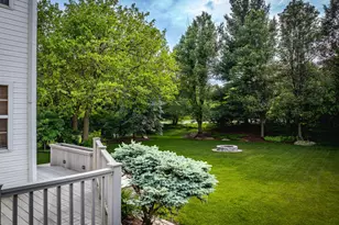 203 Parkwood Dr, Valparaiso, IN 46383 - Photo 34