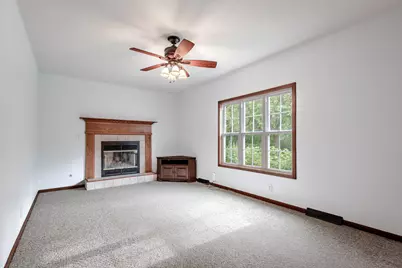 203 Parkwood Drive, Valparaiso, IN 46383 - Photo 12