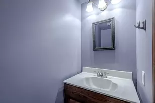 203 Parkwood Dr, Valparaiso, IN 46383 - Photo 28