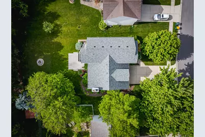 203 Parkwood Drive, Valparaiso, IN 46383 - Photo 36