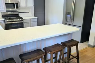 1609 Boca Lago Dr, Valparaiso, IN 46383 - Photo 6