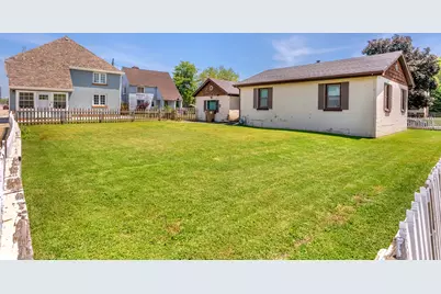 402 Liberty Street, East Chicago, IN 46312 - Photo 10