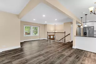 7951 Catalpa St, Dyer, IN 46311 - Photo 2
