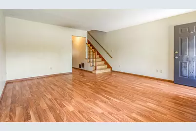 932 Jordan Circle, Schererville, IN 46375 - Photo 4