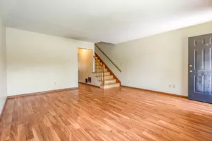 932 Jordan Cir, Schererville, IN 46375 - Photo 4