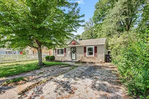 2933 Cleveland Ave, Michigan City, IN 46360 - Photo 2