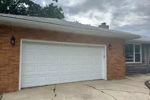 5429 Dexter Dr, Merrillville, IN 46410 - Photo 4