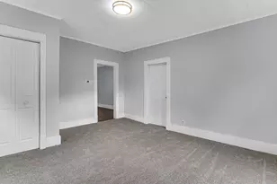 726 E Angelica St, Rensselaer, IN 47978 - Photo 8