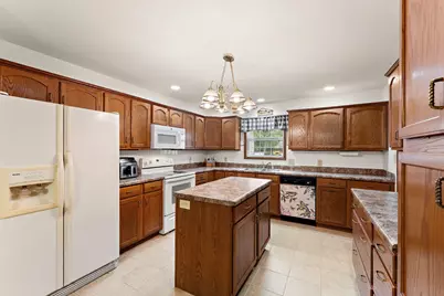 7459 Spring Court, Demotte, IN 46310 - Photo 20
