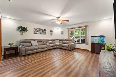7459 Spring Court, Demotte, IN 46310 - Photo 12