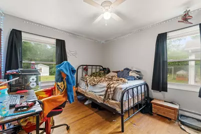 211 S Madison Street, Medaryville, IN 47957 - Photo 14