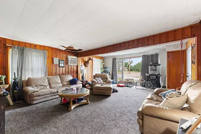 211 S Madison Street, Medaryville, IN 47957 - Photo 6
