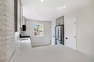 248 Adelaide Pl, Munster, IN 46321 - Photo 10