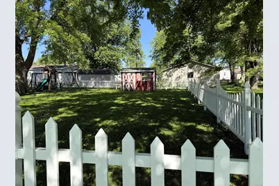 235 N Columbia Street, Francesville, IN 47946 - Photo 4
