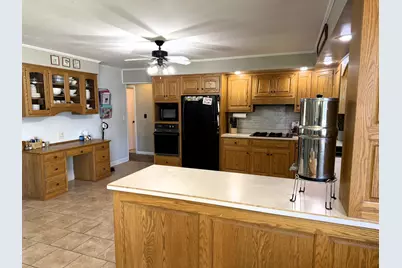 235 N Columbia Street, Francesville, IN 47946 - Photo 6