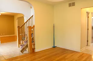 1621 Santa Ana Ct, Munster, IN 46321 - Photo 8