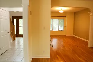 1621 Santa Ana Ct, Munster, IN 46321 - Photo 12