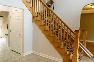 1621 Santa Ana Ct, Munster, IN 46321 - Photo 4