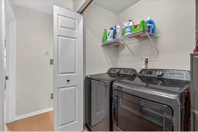 9806 Parkway Drive, Highland, IN 46322 - Photo 22