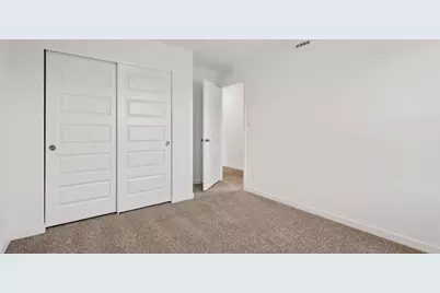 226 Cressmoor Boulevard, Hobart, IN 46342 - Photo 16