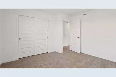 226 Cressmoor Boulevard, Hobart, IN 46342 - Photo 24