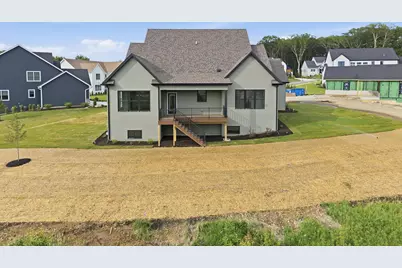 889 Betty Court, Crown Point, IN 46307 - Photo 4