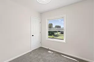 553 - 555 Rhode Island Ct, Gary, IN 46402 - Photo 18