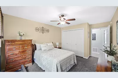 9320 Spring Creek Drive #6, Highland, IN 46322 - Photo 14
