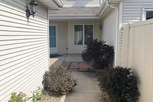 424 Deerpath Dr W, Schererville, IN 46375 - Photo 2
