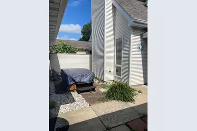 424 Deerpath Drive W, Schererville, IN 46375 - Photo 4