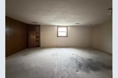 714 Washington Park Boulevard, Michigan City, IN 46360 - Photo 12