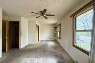 714 Washington Park Blvd, Michigan City, IN 46360 - Photo 16