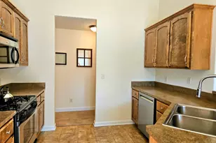 88 Bergamo Ct, Crown Point, IN 46307 - Photo 6