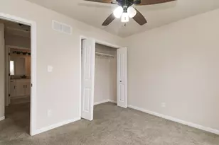 699 Cross Meadows Dr, Valparaiso, IN 46385 - Photo 22