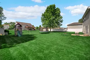 491 Pheasant Run Dr, Hobart, IN 46342 - Photo 22