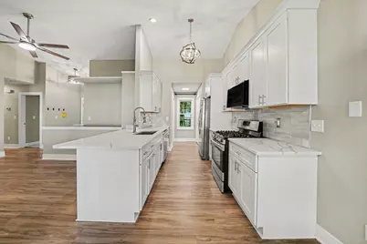 7563 E 400 N, Rolling Prairie, IN 46371 - Photo 6