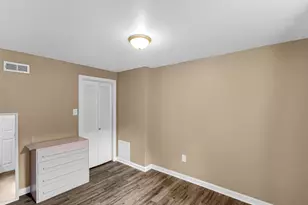 517 Jackson St, Michigan City, IN 46360 - Photo 20